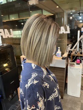 ラフ(LAFF) #黒髪#ボブルフ#ネビージュ#小顔#ワンレン