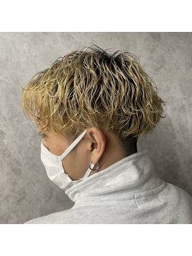 ダズルヘアーエイチ(DAZZLE hair H) 波巻きハイトーン