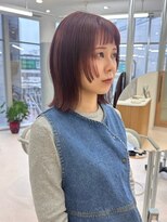 ハニー 町田(HONEY)&nbsp;レイヤーカット　カシスピンク　デザインカラー　ウェットヘア