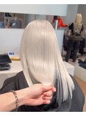 ホワイトベージュ