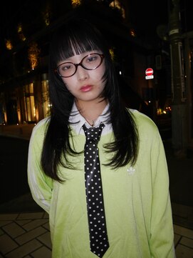 アクアオモテサンドウ(ACQUA omotesando) △韓国レイヤーカットウルフカットハッシュカットブルーブラック