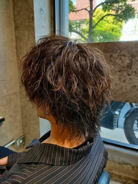 ライズ 綾瀬店(RISE) 【ウルフは何してもカッコイイ】ツイストスパイラルパーマ！！