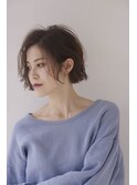 表参道ショートボブ顔周りレイヤーカットアッシュベージュ40代