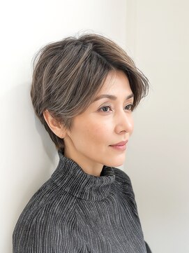 ブルー(BLUE) 白髪ぼかしハイライト