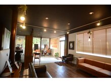 ヘアーデザインアート ノト(HAIR DESIGN ART NOTO)の雰囲気(キッズスペースのあるゆったりとした店内です。)