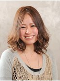 ゆるフワミディアムボブ