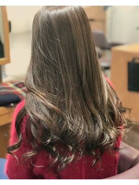 イースタイル 瑞光店(E style) アッシュベージュロング