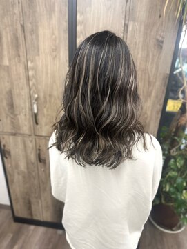 ヴィフ 大船(VIF) ハイライトカラー/グレージュカラー/メッシュ/大船駅鎌倉/大船