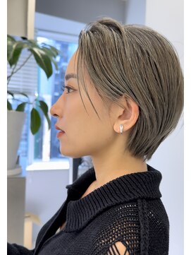 ヴァイス 新宿店(VAICE) 【新宿駅/白髪ぼかし/ベリーショート】ショートレイヤー