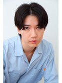 さわやかさと大人っぽさのセンターパート☆