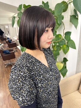 インビテーション(invitation) 艶ブラウンボブ