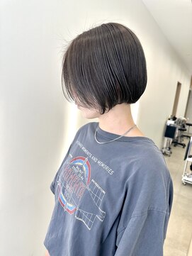 リノア 鵠沼海岸(LINOA) デザインカラー/レイヤーカット/ウェットヘア/オリーブベージュ