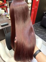 フェイスティ(feisty) red pink