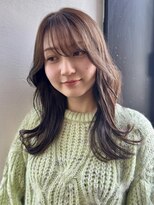 メイカ(MEIKA) ”重ためレイヤー×ベージュカラー” なかもと はな