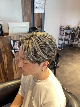 ダンパチバイケンジ(Danpachi by KENJE) ハイライト　センターパート