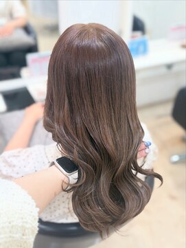 リブレ(LIBRE) ワンカラーでつくる明るめベージュカラー♪