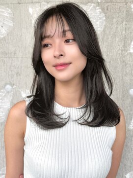 ロビー 表参道(ROBBY) ミディアムレイヤーカット/30代40代50代/顔周りカットくびれヘア