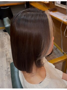 ミディアムヘアブリーチフェイスフレーミングカラー