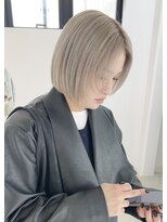 フウ(fuh) ホワイトベージュ/ハイトーンカラー/ハイトーン/ボブ