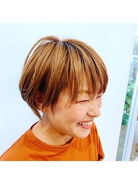 コバコ(COVACO) ふんわりショート&インナーカラー