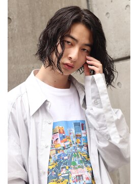 ブークル(boucle) 縦落ちスパイラルパーマボブ