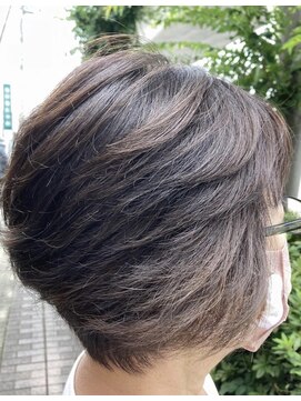 松本平太郎美容室 土浦パートワン(PART1) ショートレイヤースタイル×50代