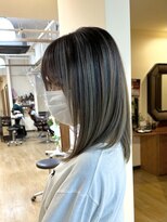 ブリッツレボルト(BLITZ R EVOLUT)&nbsp;☆RyoMatsubaraによる艶々ブリーチデザイン