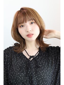 エクリ(equri×SHISEIDO) 【目黒美容室】くびれミディアム