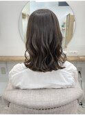 透け感グレージュ