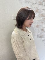 エルサフィロ ヨドヤバシ(el zafiro yodoyabashi)&nbsp;ベージュカラー　外ハネボブ