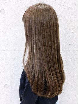 ヴィサージュ キタセンジュ(VISAGE)の写真/人気のAujuaトリートメントでお家に帰ってからもキレイが続く！あなたにベストな商材をカスタマイズします