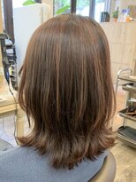 アルターリール(aL ter Rire)&nbsp;黒髪/ボブルフ/ネビージュ/小顔/ワンレン/福原遼華