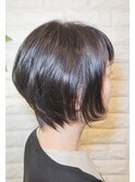 グラデーションボブ×ヘアマニキュア