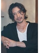 オルト(Altn)&nbsp;大人の波巻きスパイラルパーマミディアムロングメンズカットヘア