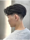 テーパーフェード×フェザーショート