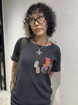 サル(saru) ボリュームスパイラルパーマ