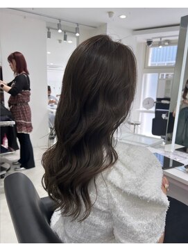 ノーム(NORME) グレージュカラー