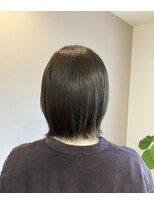 リポゾ(Riposo.)&nbsp;ブリーチなしブルーアッシュ・肩上くびれヘア