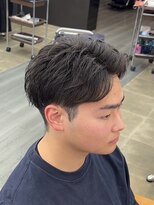 グリードヘアー(greed hair) アップバングかき上げヘア