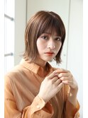 ピンクブラウンカラー×外ハネ切りっぱなしボブ