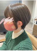 ショートボブ×ベージュカラー