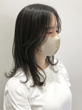 ウクラ バイ レシッド 池袋(uchla by rcid) 韓国風顔周りくびれヘアくびレイヤーワンカールこなれミディ前髪