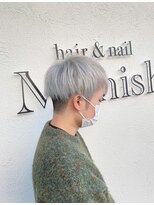 ヘアーアンドネイル マニッシュ(hair&nail Manish) White Silver