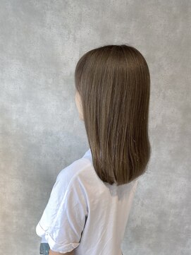 アルエ(a.r.e) 透明感抜群♪グレージュカラー