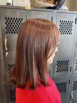 アチーブリス(achieve Liss)&nbsp;オレンジブラウン暖色系 外ハネストレートミディ