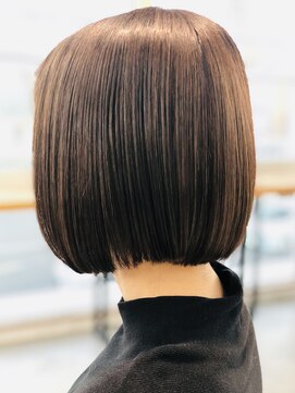 グランデュール 静岡インター通り店(GRANDEUR) ミニボブワンレングスボブベージュカラー