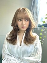 ステップボーンカット トーキョー(STEP BONE CUT TOKYO)&nbsp;【STEP BONE CUT】ハイトーンスタイル/巻き髪ヘア