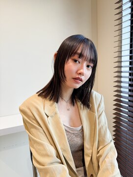 ユイル(Uil) 小顔前髪顔周りレイヤー×グレージュカラー デザインカラー