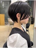 美髪シアーカラーピンクブラウンショートカット切りっぱなしボブ