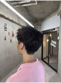 ツーブロ刈り上げ　スパイキーショート